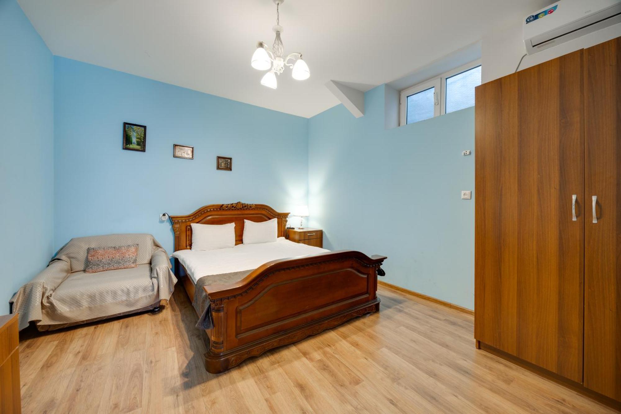 Rustaveli Two Bedroom Apartment With 5 Star Location Tbilisi Exteriör bild
